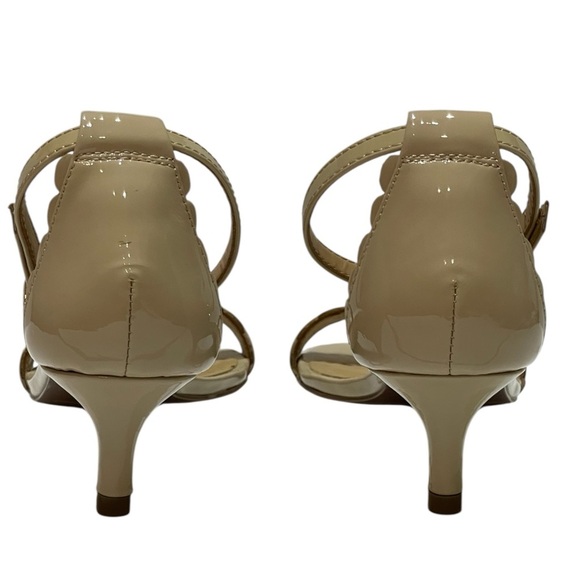 TALBOTS NUDE LEATHER PATENT SANDALS SZ 5 EUC - Picture 11 of 13